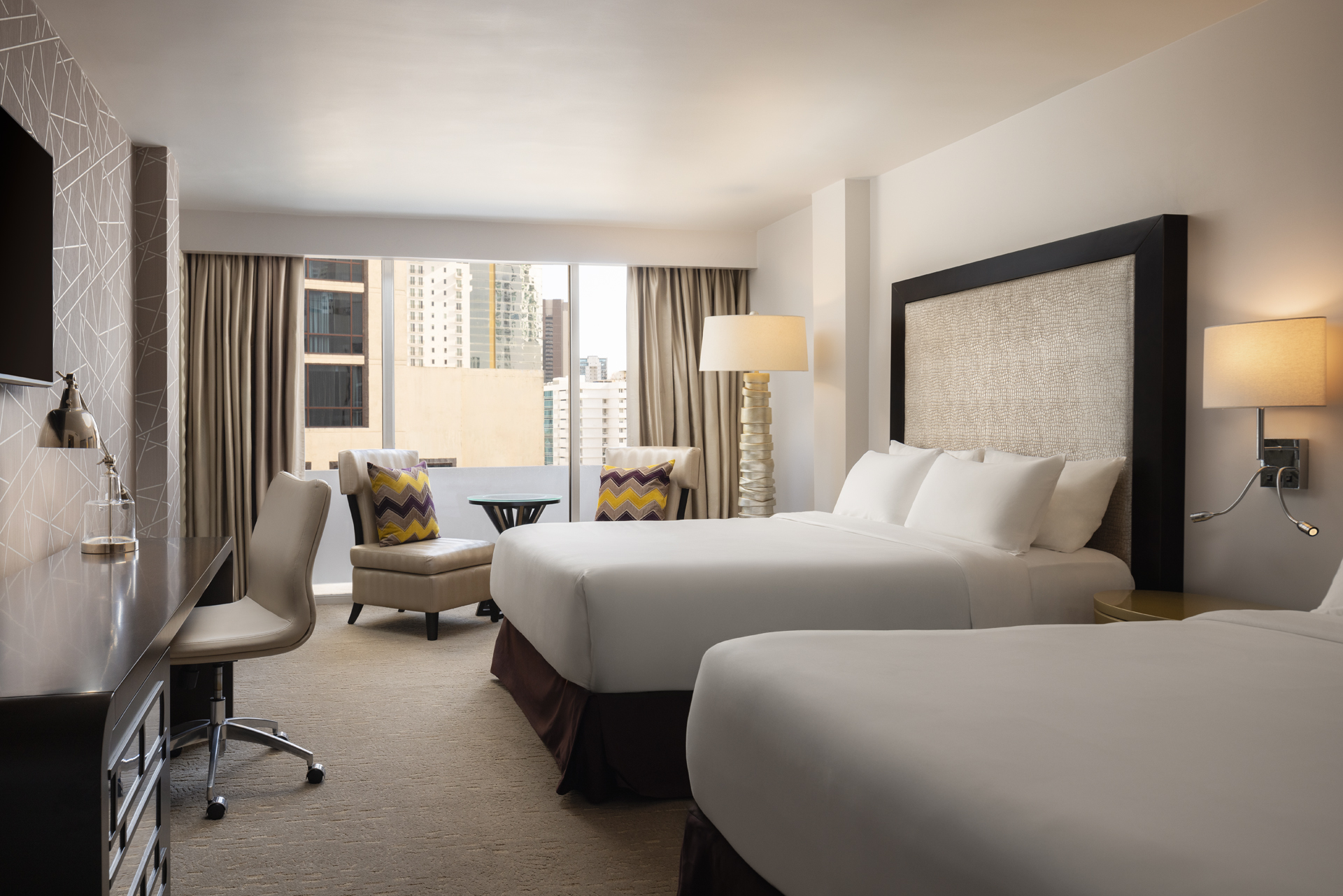 ©2024-GREGORY-ALONSO-RENAISSANCE-PANAMA-CITY-037